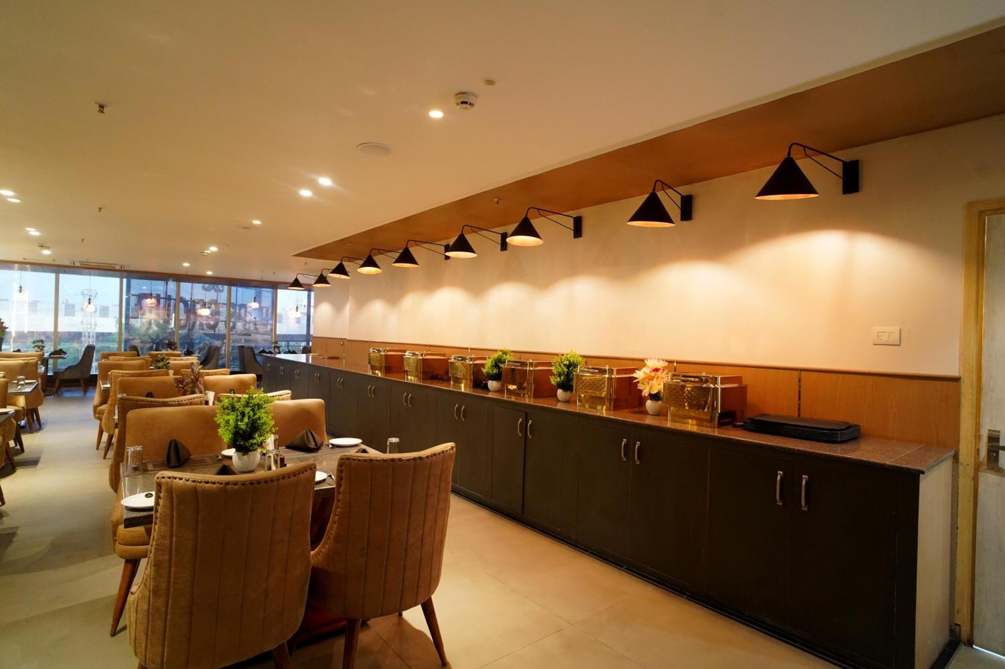 Hotel Sakura Gold 古尔冈 外观 照片