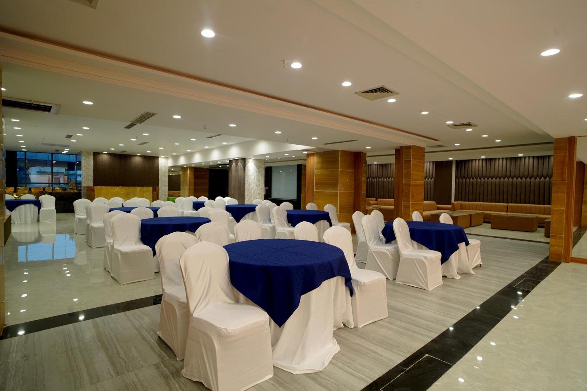 Hotel Sakura Gold 古尔冈 外观 照片