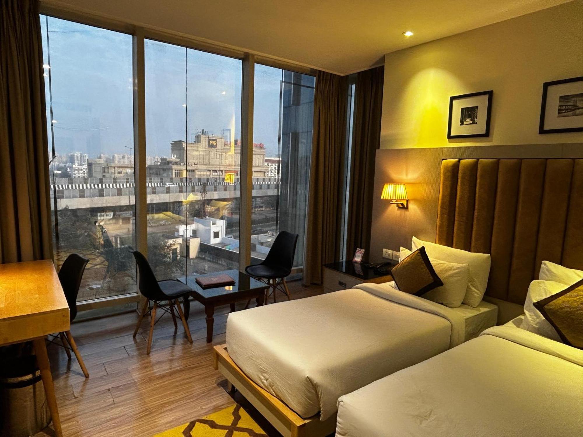 Hotel Sakura Gold 古尔冈 外观 照片